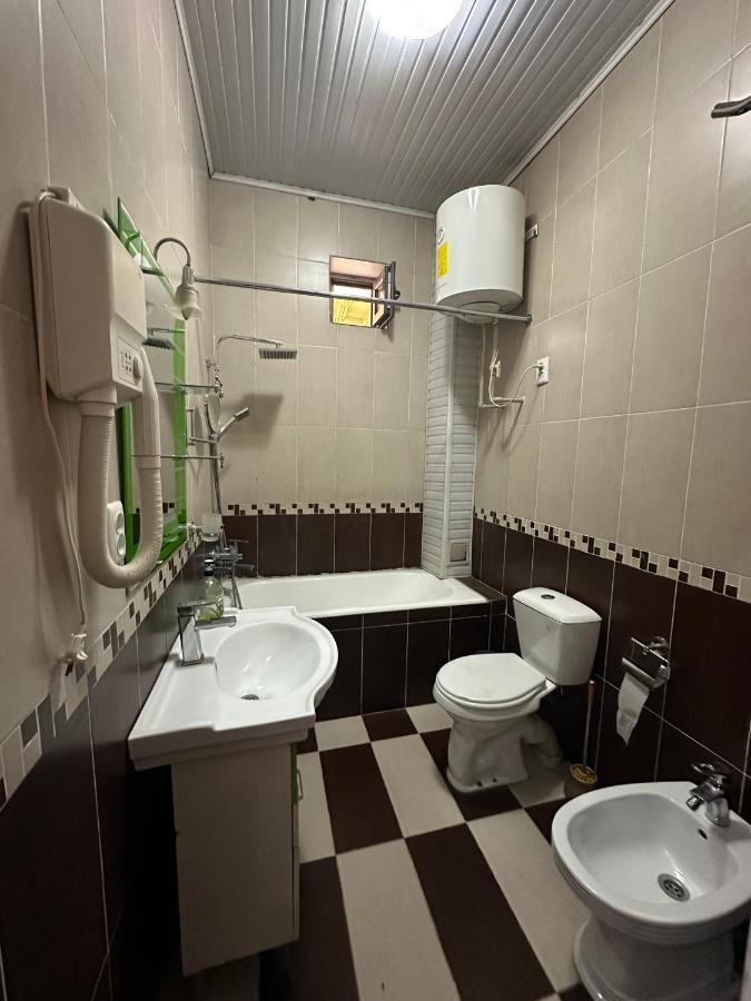 Hello Dushanbe Guest House Exterior photo